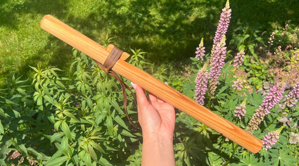 A minor Blue Bear Flutes Western Cedar Flute