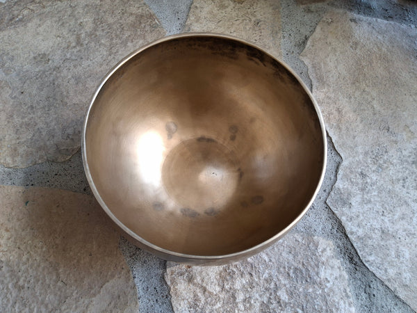 Bowl 833: 6.75" Vintage Himalayan Singing Bowl 193 HZ G3-27