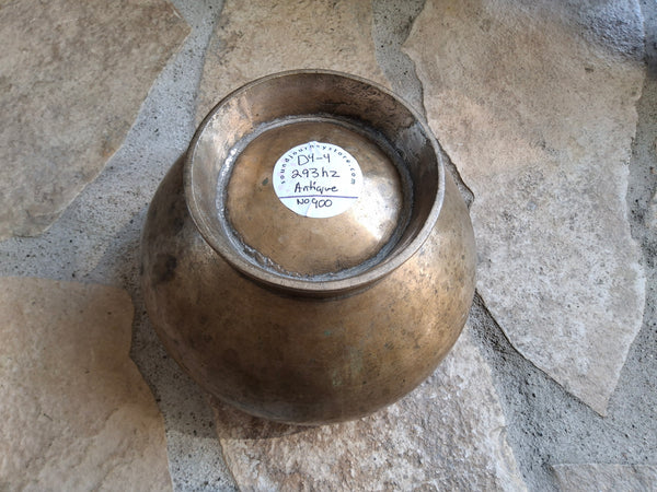 Bowl 900: 6.5" Antique Pedestal Himalayan Singing Bowl 293 HZ D4-4