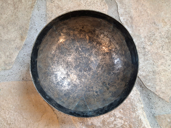 Bowl 803: 7.25" Antique Himalayan Singing Bowl 135 HZ C#3-45