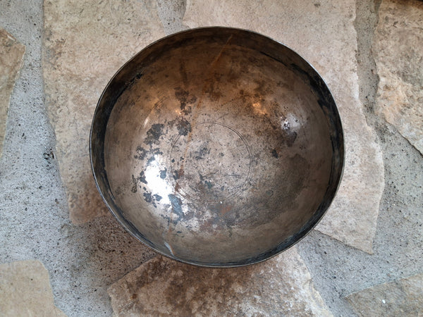 Bowl 819: 7" Vintage Himalayan Singing Bowl 176 HZ F3+14