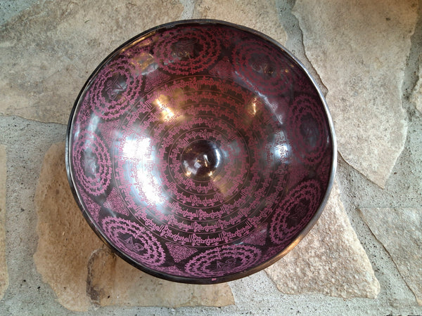 Bowl 920: 10" Thangka Artwork Himalayan Singing Bowl 141/149 Hz C#3+30